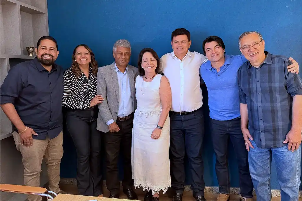 Encontro promovido por Emília Corrêa com a cúpula do Republicanos, incluindo Valmir de Francisquinho e Eduardo Amorim