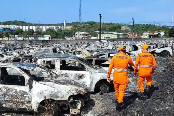Incêndio no pátio do Batalhão de Polícia Rodoviária Estadual de Sergipe