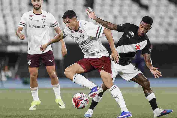 Fluminense e Vasco no no jogo de ida da semifinal do Carioca 2026