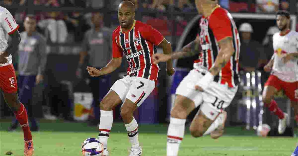 São Paulo e Palmeiras se garantem nas semifinais 3 São Paulo e Bragantino pelo Paulistão 2026