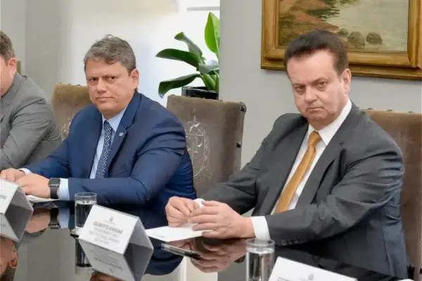 Tarcísio de Freitas e Gilberto Kassab