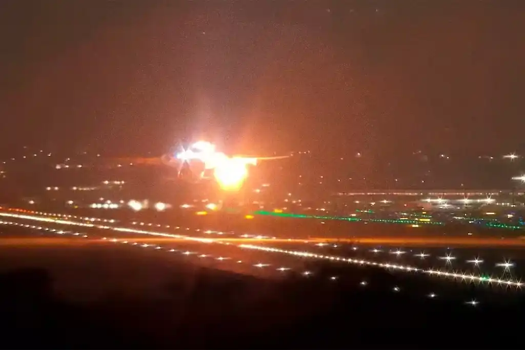 Motor de avião da Delta explode e força pouso em Guarulhos