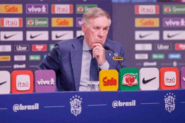 Carlo Ancelotti durante convocação da Seleção Brasileira