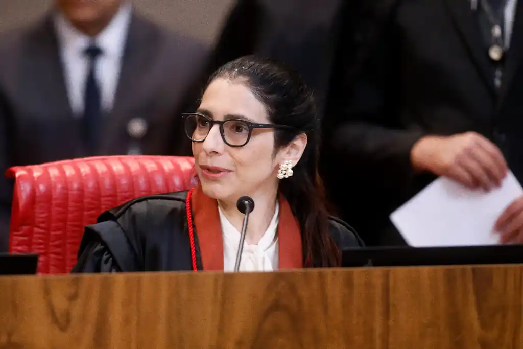 Ministra do TSE Estela Aranha