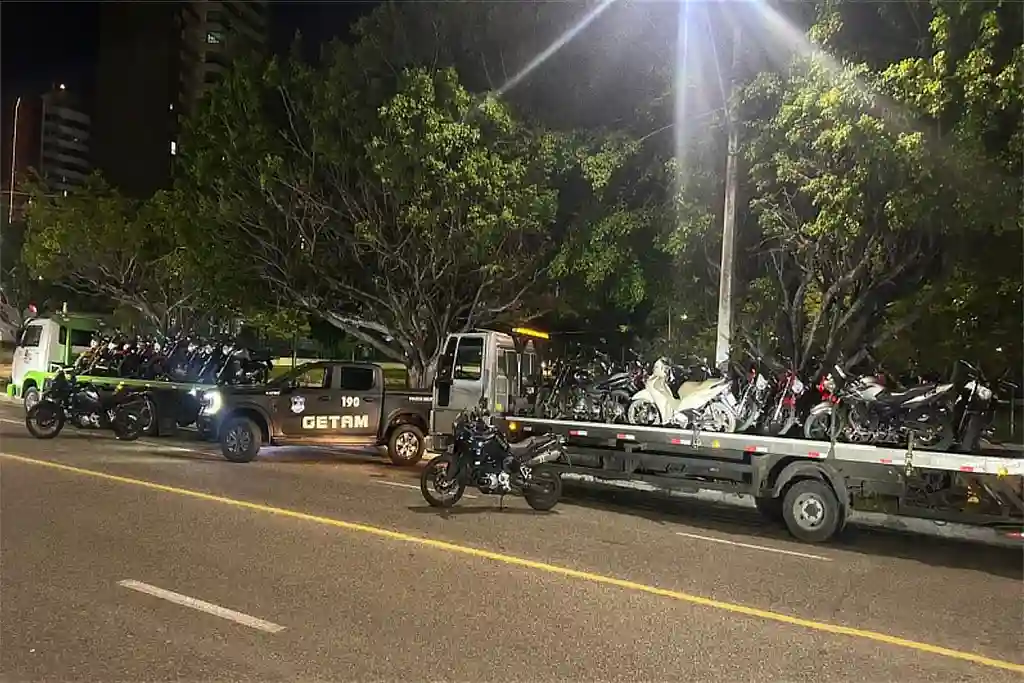 PM apreende 22 motos com placas adulteradas no bairro Jardins 1 PM apreende 22 motos por placas adulteradas no bairro Jardins, em Aracaju