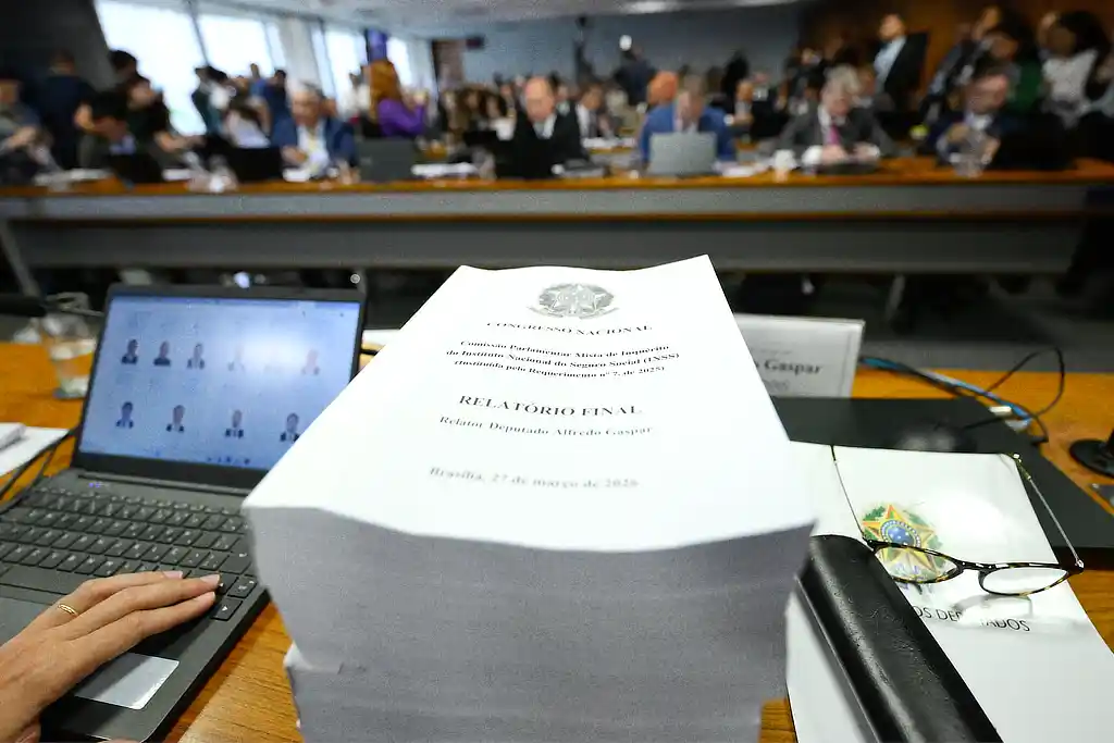 Relatório final com 4 mil páginas da CPMI do INSS