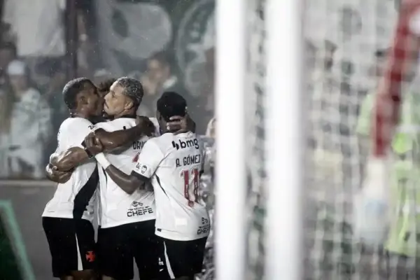 Thiago Mendes e Cuiabano marcaram os gols do Vasco, no Brasileirão 2026