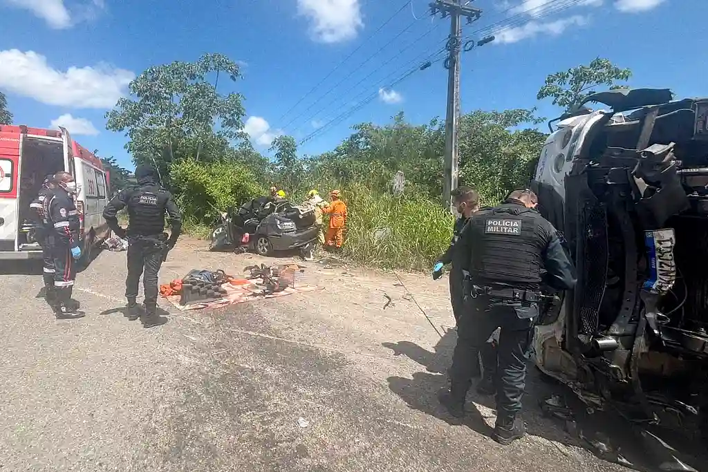 Acidente deixa 4 mortos da mesma família em Sergipe