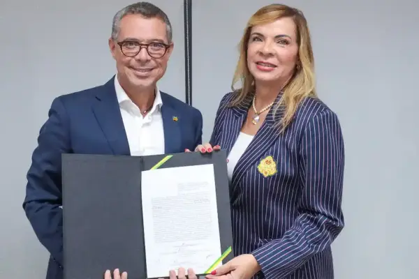 Governador Fábio Mitidieri e a desembargadora Iolanda Guimarães