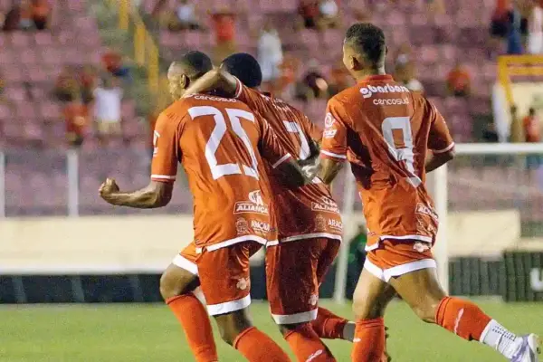 Jogadores do Sergipe comemoram gol na Série D do Brasileirão 2026
