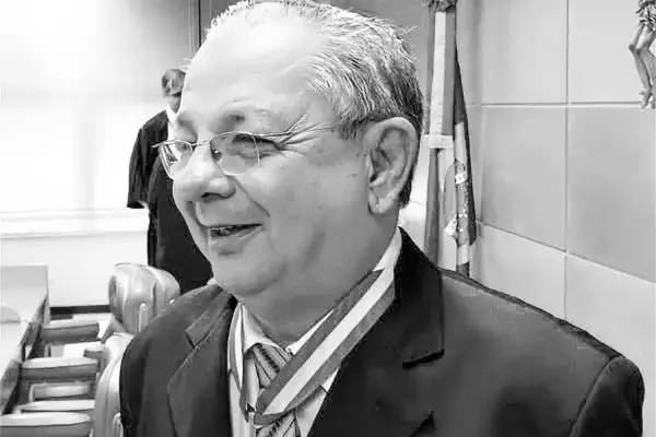Conselheiro aposentado do TCE/SE, Alberto Silveira Leite