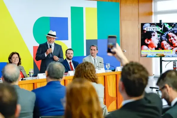 Presidente da República, Luiz Inácio Lula da Silva, durante assinatura do Novo Desenrola Brasil, no Palácio do Planalto