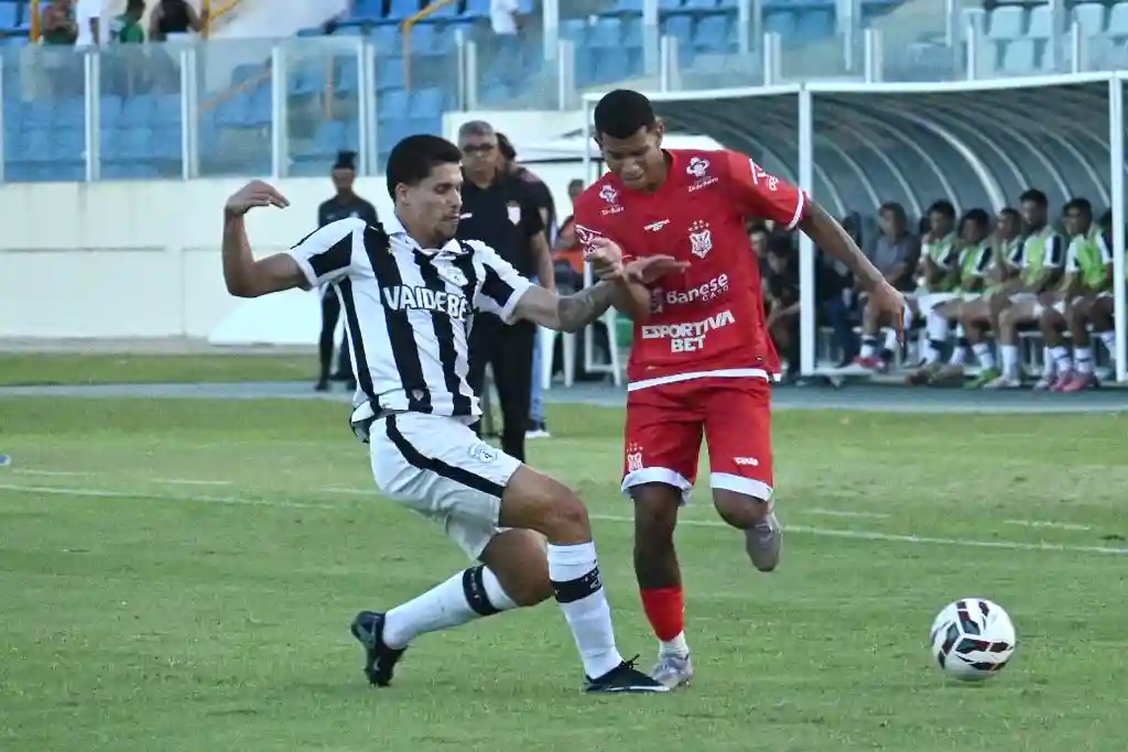 Jogadores do Treze e Sergipe se enfrentam na 8ª rodada do Grupo A9 da Série D do Campeonato Brasileiro 2026