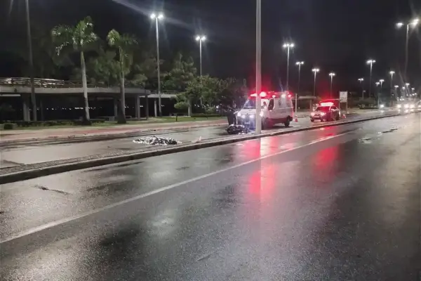 Acidente grave com motociclista deixa um morto no bairro 13 de Julho em Aracaju