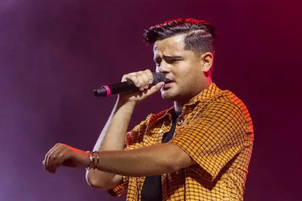 Cantor Nadson O Ferinha