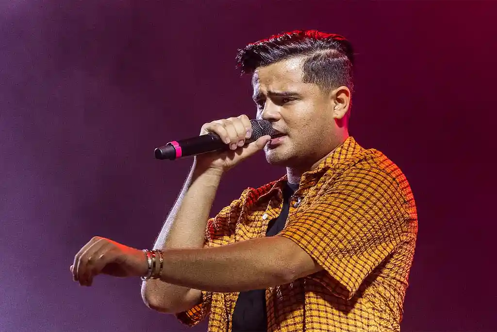 Cantor Nadson O Ferinha
