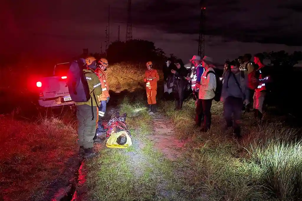 Bombeiros de Sergipe resgatam dois jovens estudantes de geologia na Serra de Itabaiana