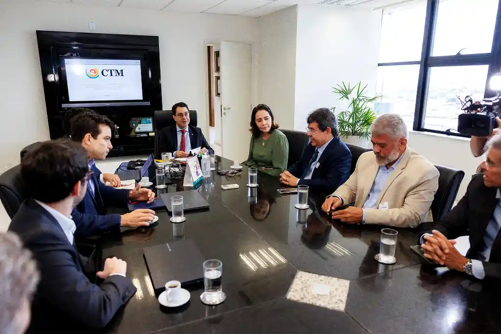 Aracaju apresenta ao MP modelo para nova licitação do transporte 1 A prefeita de Aracaju, Emília Corrêa, apresenta ao MP modelo para nova licitação do transporte