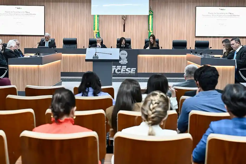 TCE suspende licitação de R$ 3,3 mi da Prefeitura de Capela 1 Plecário do Tribunal de Contas de Sergipe