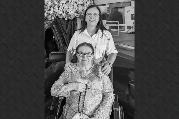 Prefeita de Nossa Senhora Aparecida, Jeane da Farmácia, com a mãe, Dona Neusa