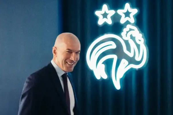 Zinedine Zidane é confirmado técnico da França até a Copa de 2030
