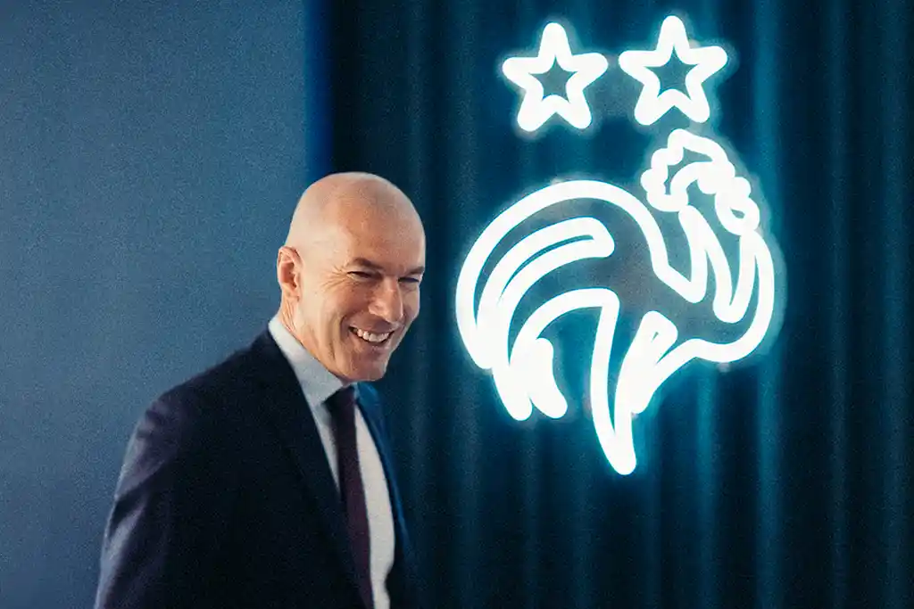 Zinedine Zidane é confirmado técnico da França até a Copa de 2030