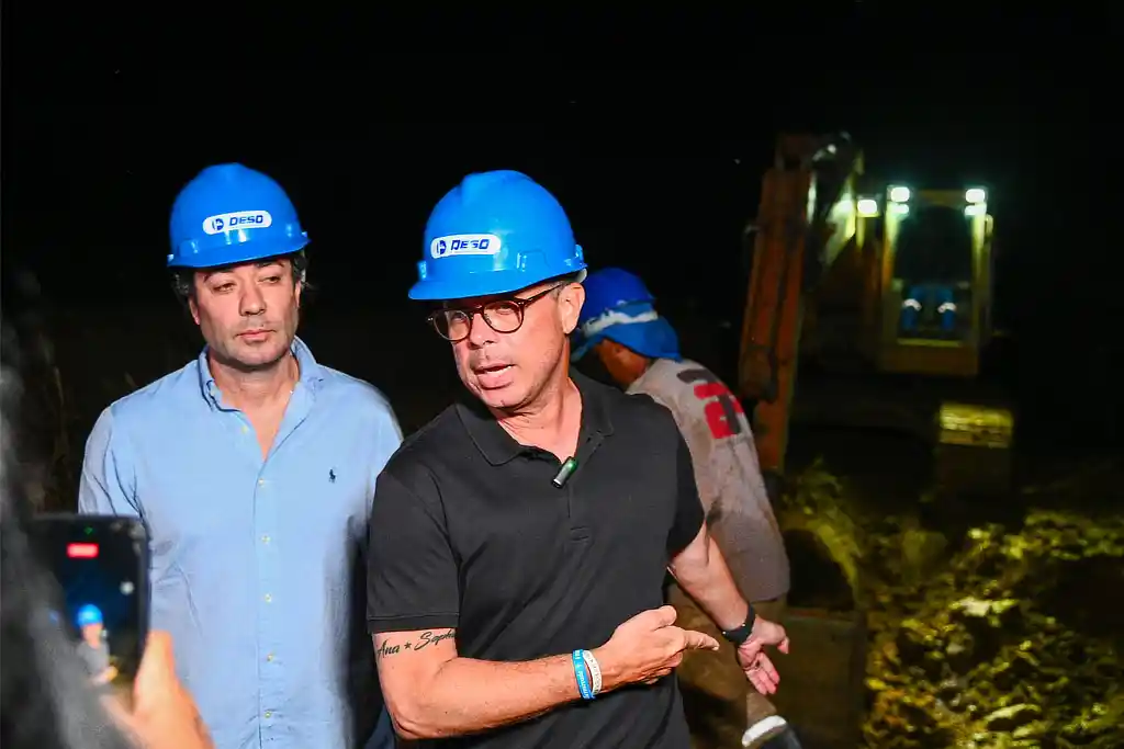 Fábio Mitidieri cancela agenda e vai a campo após adutora romper em Socorro